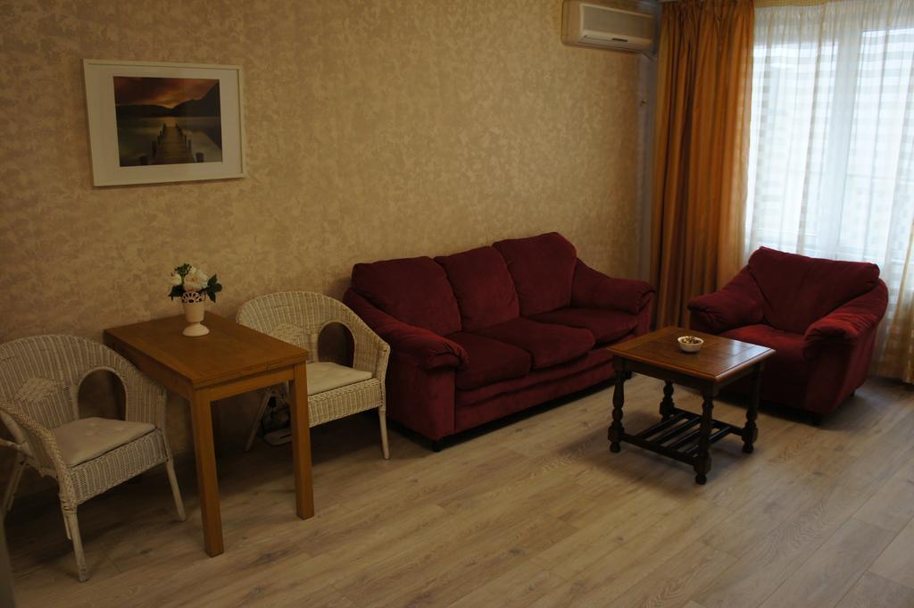 Agentia H Accommodation Bucareste Exterior foto